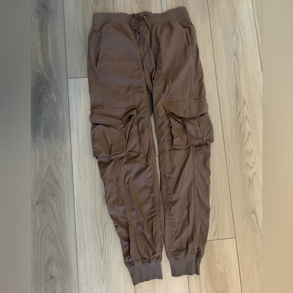 Lululemon Athletica Dance Studio Joggers - Picture 2 of 7